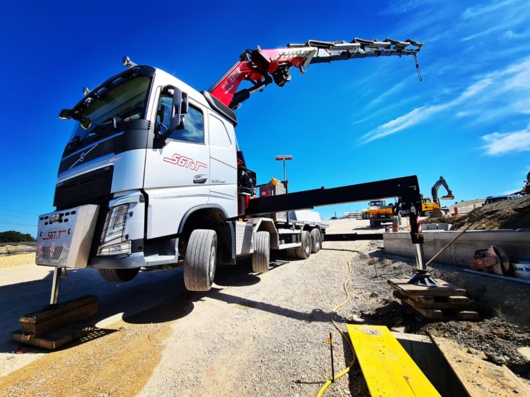 camion grue 100 tonnes sgtt